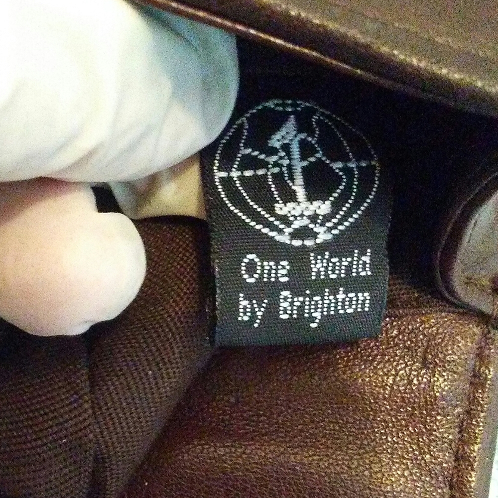 Brighton Leather Bag - Picture 6 of 8